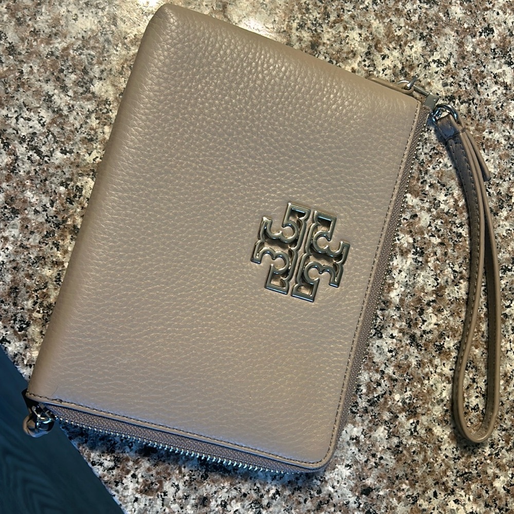 Tory Burch Britten Zip Pouch